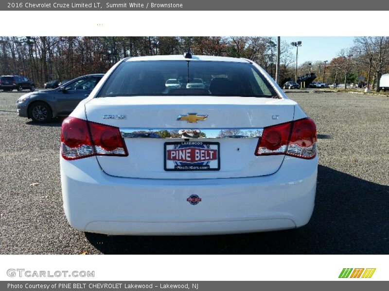 Summit White / Brownstone 2016 Chevrolet Cruze Limited LT