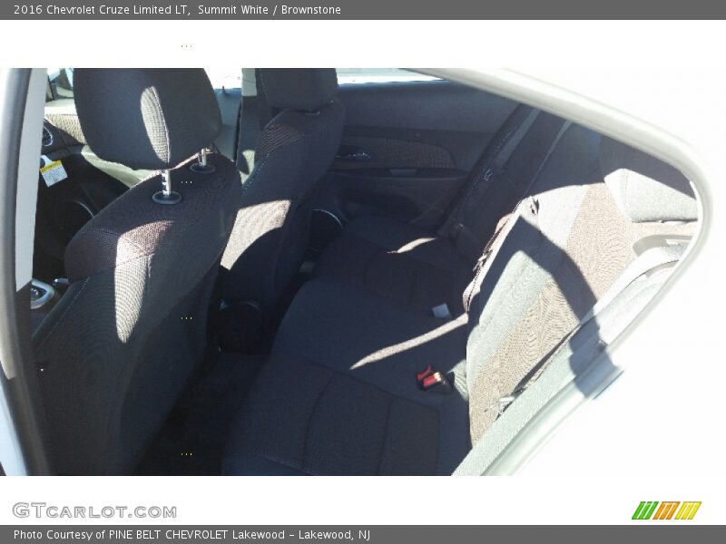 Summit White / Brownstone 2016 Chevrolet Cruze Limited LT