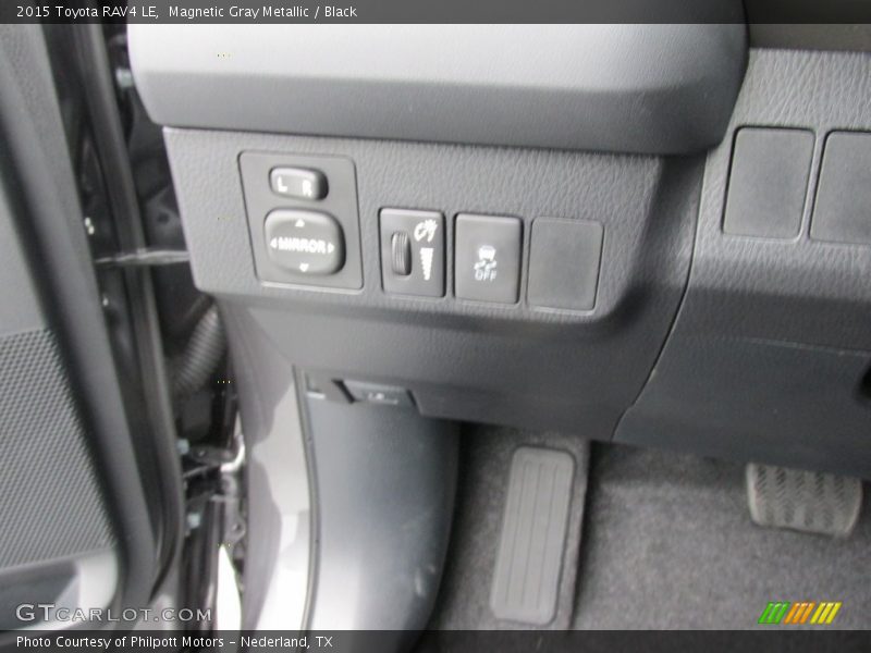 Magnetic Gray Metallic / Black 2015 Toyota RAV4 LE