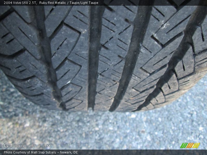 Ruby Red Metallic / Taupe/Light Taupe 2004 Volvo S60 2.5T
