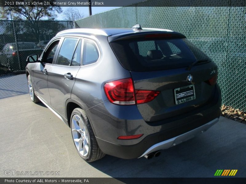 Mineral Grey Metallic / Black 2013 BMW X1 xDrive 28i