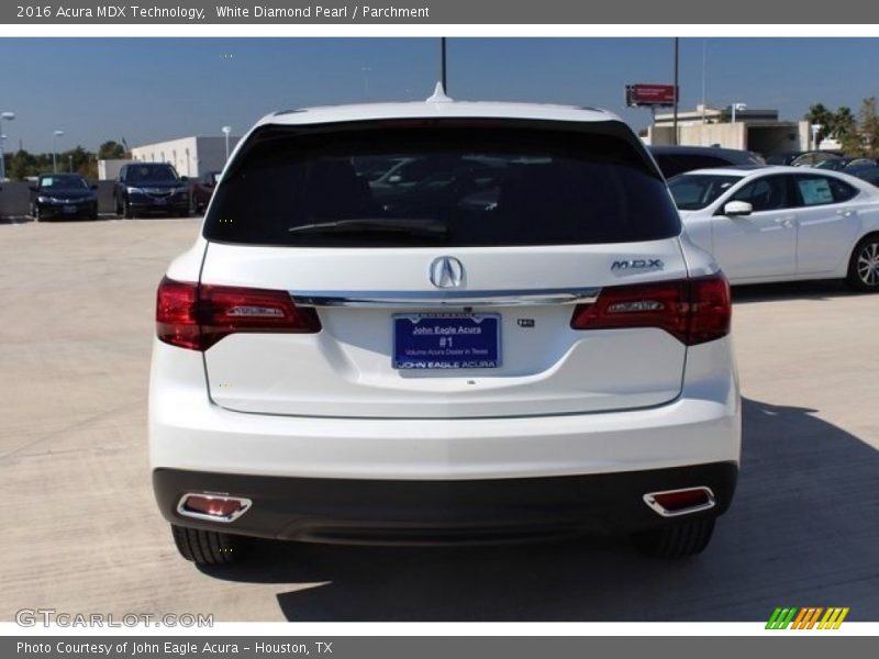 White Diamond Pearl / Parchment 2016 Acura MDX Technology