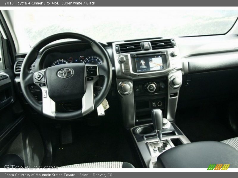 Super White / Black 2015 Toyota 4Runner SR5 4x4