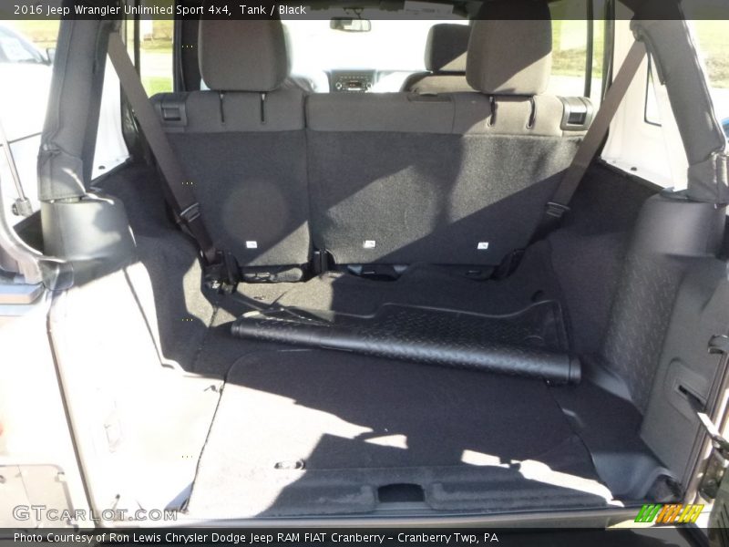 Tank / Black 2016 Jeep Wrangler Unlimited Sport 4x4