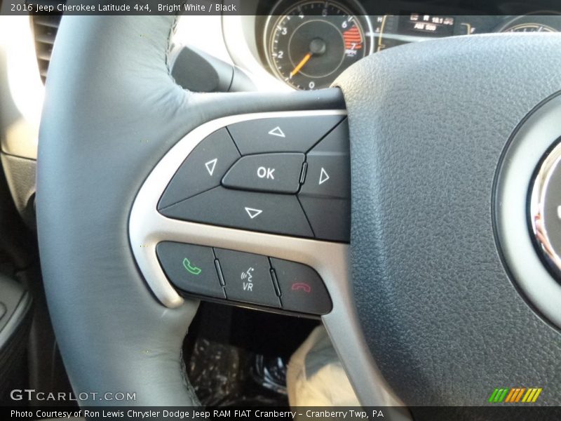 Bright White / Black 2016 Jeep Cherokee Latitude 4x4