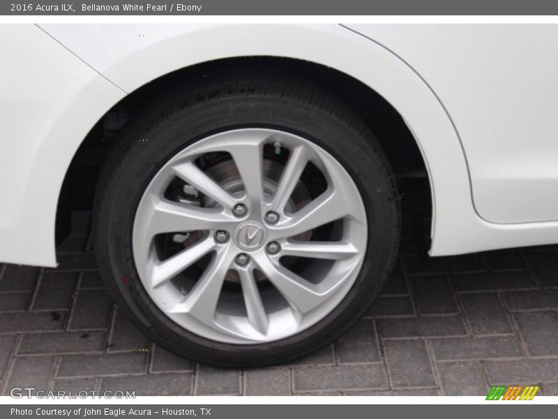 Bellanova White Pearl / Ebony 2016 Acura ILX