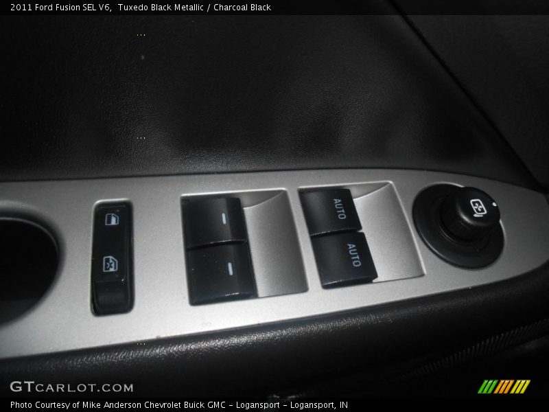 Tuxedo Black Metallic / Charcoal Black 2011 Ford Fusion SEL V6