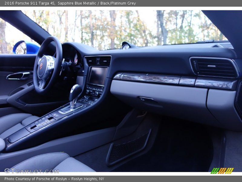 Dashboard of 2016 911 Targa 4S