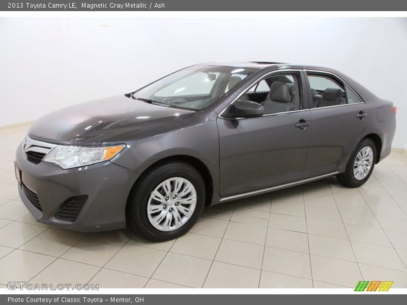 Magnetic Gray Metallic / Ash 2013 Toyota Camry LE