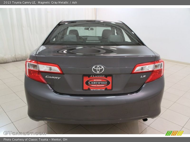 Magnetic Gray Metallic / Ash 2013 Toyota Camry LE