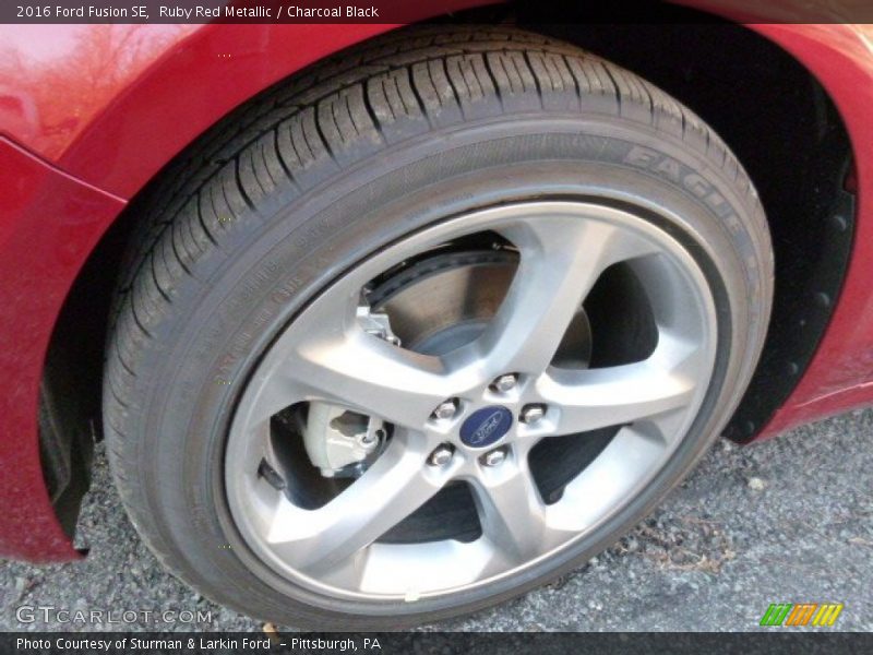 Ruby Red Metallic / Charcoal Black 2016 Ford Fusion SE