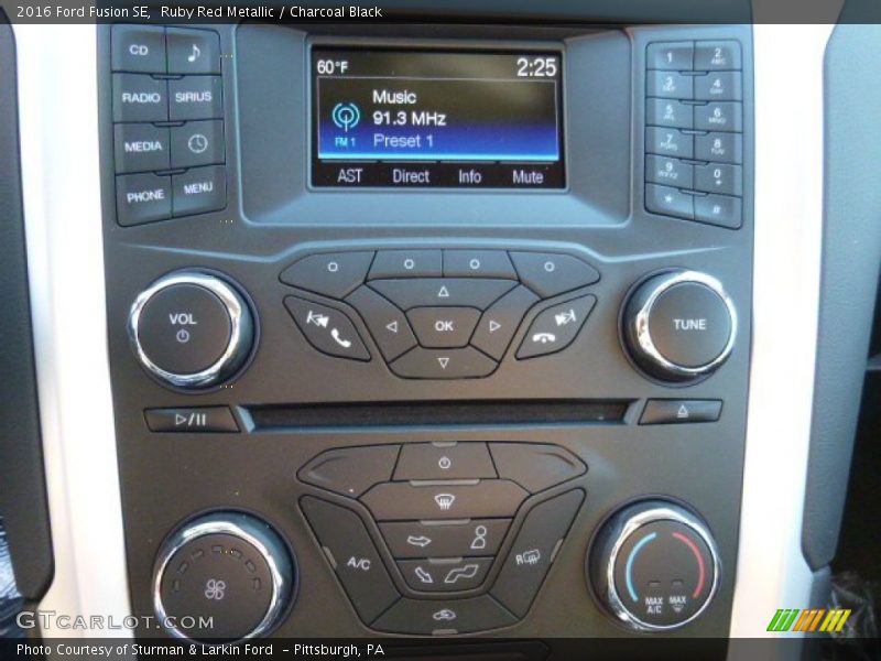 Ruby Red Metallic / Charcoal Black 2016 Ford Fusion SE