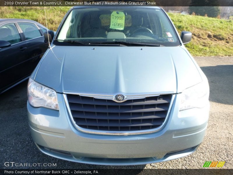 Clearwater Blue Pearl / Medium Slate Gray/Light Shale 2009 Chrysler Town & Country LX