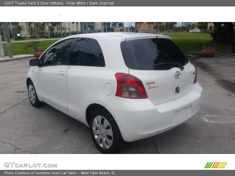 Polar White / Dark Charcoal 2007 Toyota Yaris 3 Door Liftback