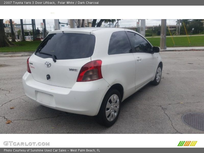 Polar White / Dark Charcoal 2007 Toyota Yaris 3 Door Liftback