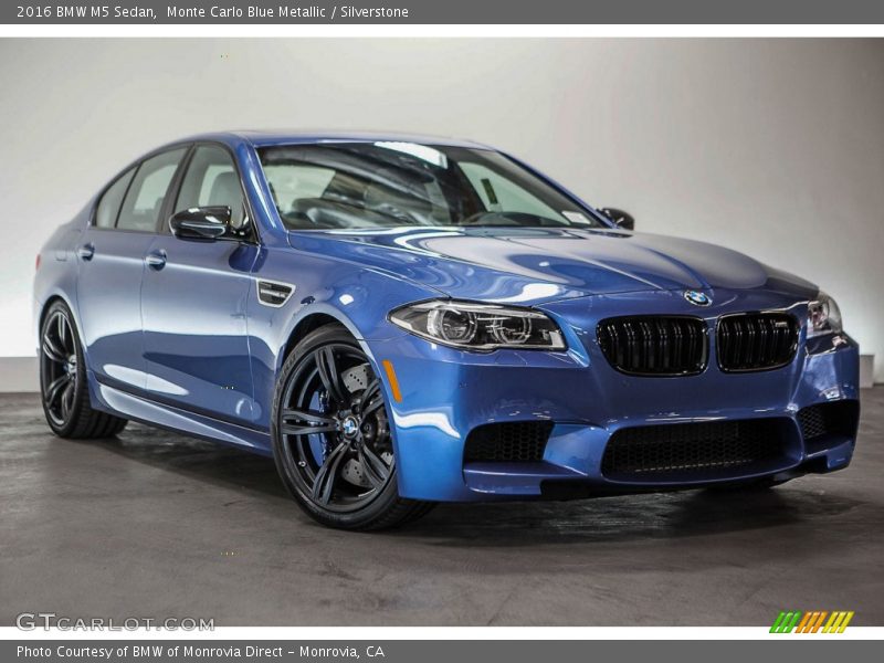 Front 3/4 View of 2016 M5 Sedan