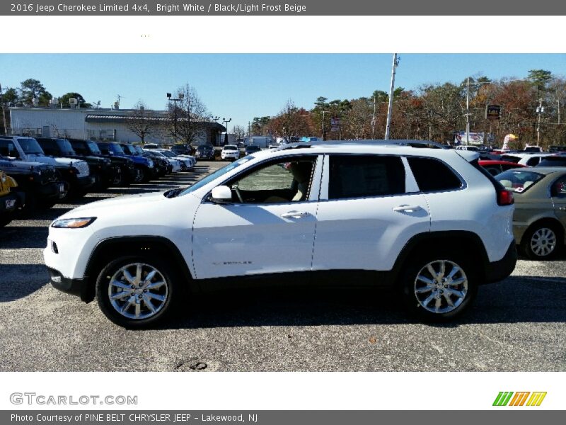 Bright White / Black/Light Frost Beige 2016 Jeep Cherokee Limited 4x4