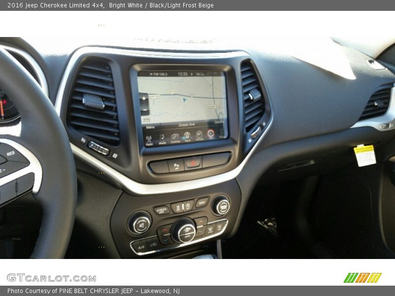 Bright White / Black/Light Frost Beige 2016 Jeep Cherokee Limited 4x4