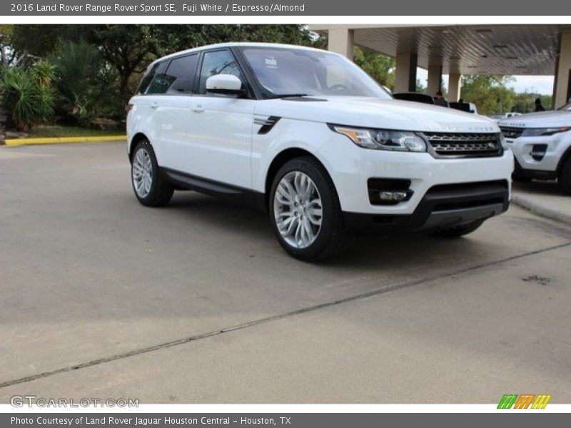 Fuji White / Espresso/Almond 2016 Land Rover Range Rover Sport SE