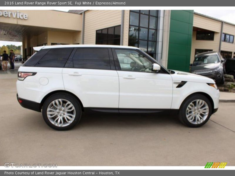 Fuji White / Espresso/Almond 2016 Land Rover Range Rover Sport SE