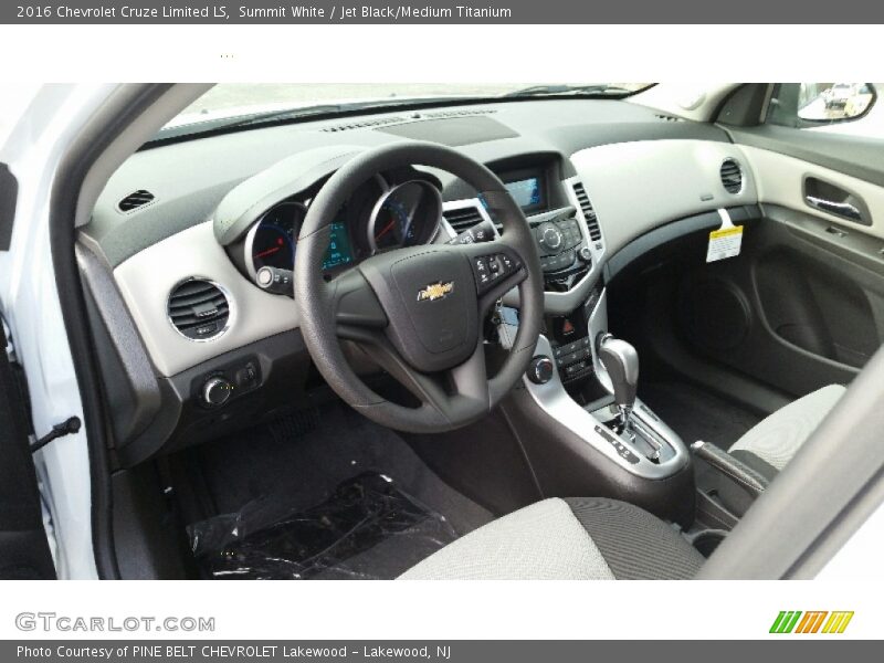 Summit White / Jet Black/Medium Titanium 2016 Chevrolet Cruze Limited LS