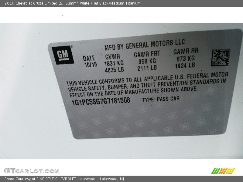Summit White / Jet Black/Medium Titanium 2016 Chevrolet Cruze Limited LS