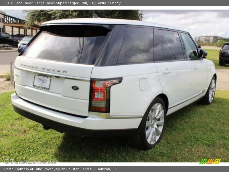 Fuji White / Ebony 2016 Land Rover Range Rover Supercharged LWB