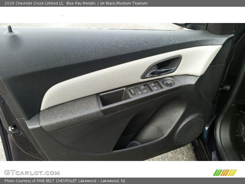 Blue Ray Metallic / Jet Black/Medium Titanium 2016 Chevrolet Cruze Limited LS