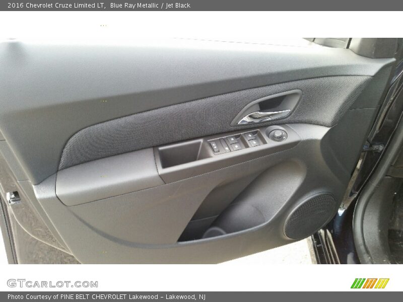Blue Ray Metallic / Jet Black 2016 Chevrolet Cruze Limited LT