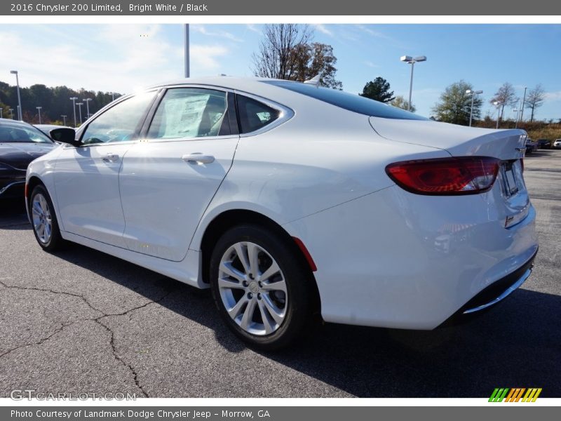 Bright White / Black 2016 Chrysler 200 Limited