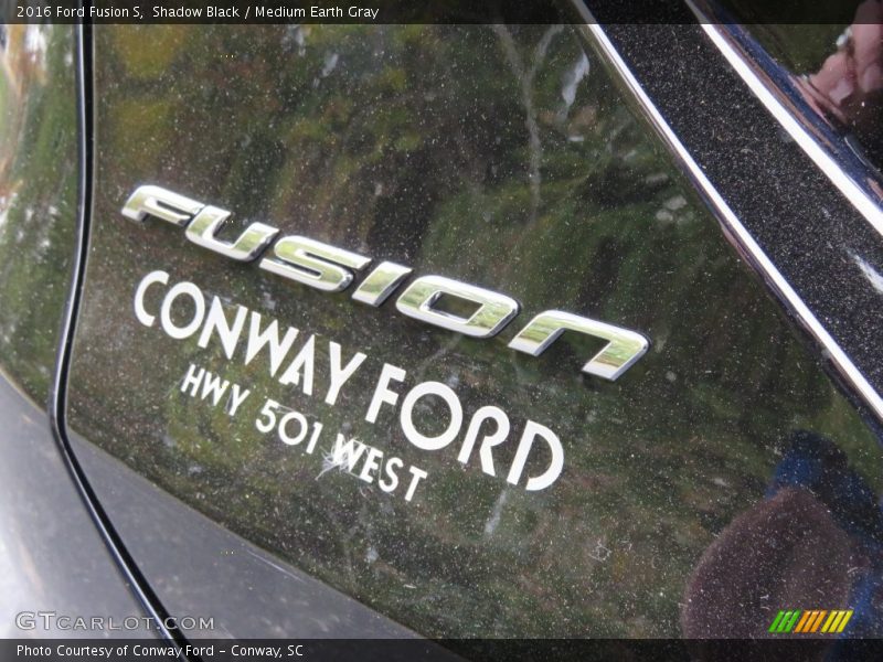 Shadow Black / Medium Earth Gray 2016 Ford Fusion S