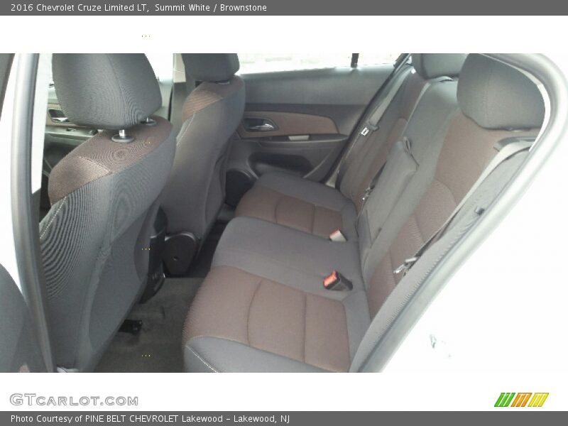Summit White / Brownstone 2016 Chevrolet Cruze Limited LT