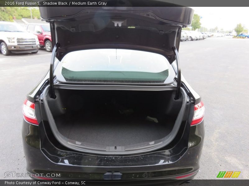 Shadow Black / Medium Earth Gray 2016 Ford Fusion S
