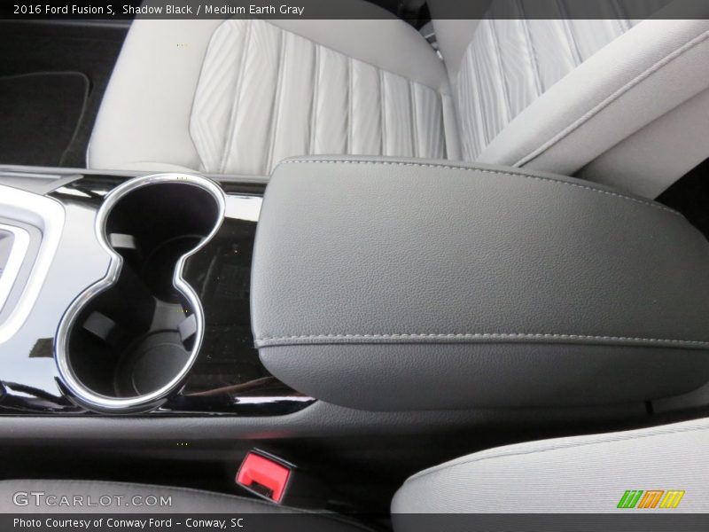Shadow Black / Medium Earth Gray 2016 Ford Fusion S