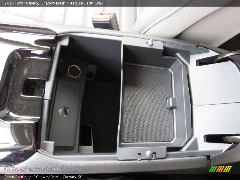 Shadow Black / Medium Earth Gray 2016 Ford Fusion S