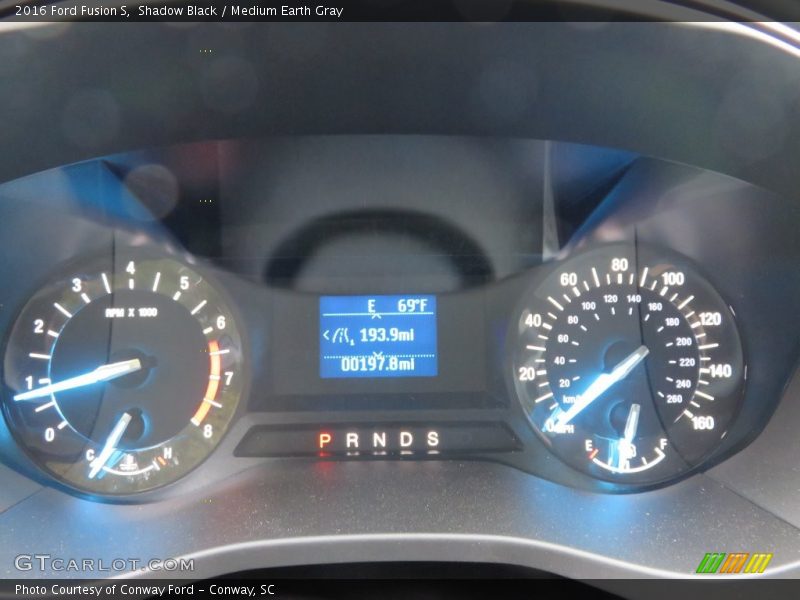 Shadow Black / Medium Earth Gray 2016 Ford Fusion S
