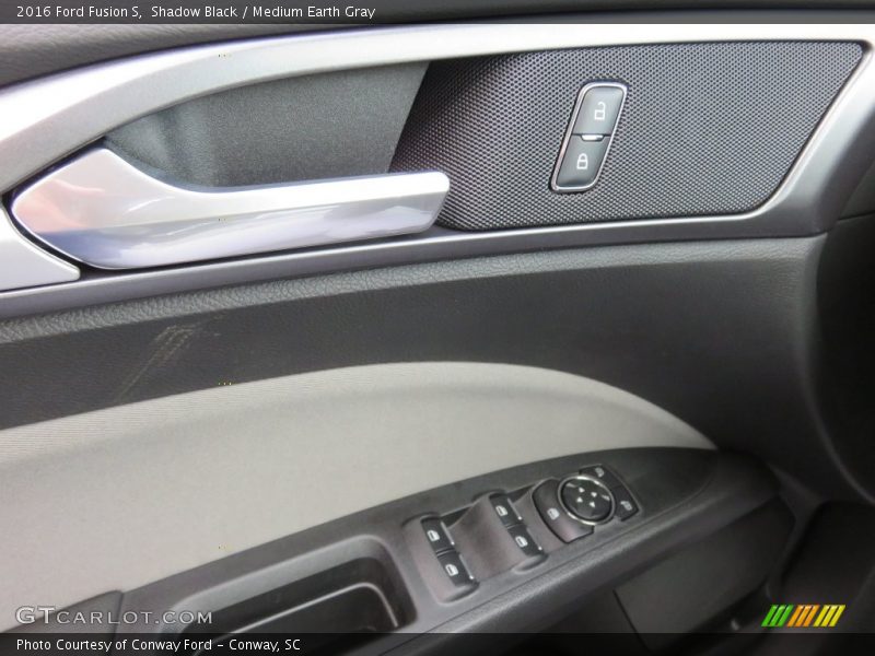 Shadow Black / Medium Earth Gray 2016 Ford Fusion S