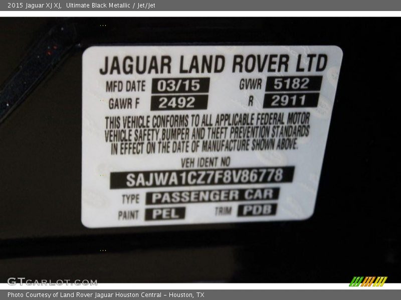 Ultimate Black Metallic / Jet/Jet 2015 Jaguar XJ XJ