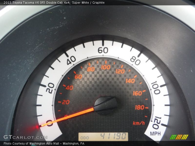 Super White / Graphite 2013 Toyota Tacoma V6 SR5 Double Cab 4x4