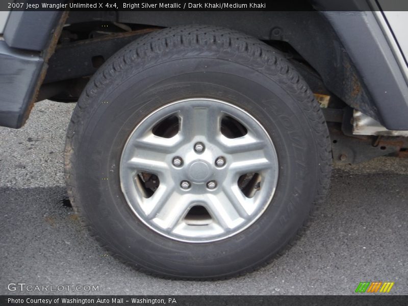Bright Silver Metallic / Dark Khaki/Medium Khaki 2007 Jeep Wrangler Unlimited X 4x4