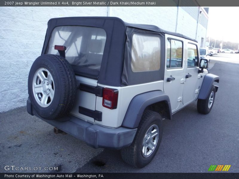 Bright Silver Metallic / Dark Khaki/Medium Khaki 2007 Jeep Wrangler Unlimited X 4x4
