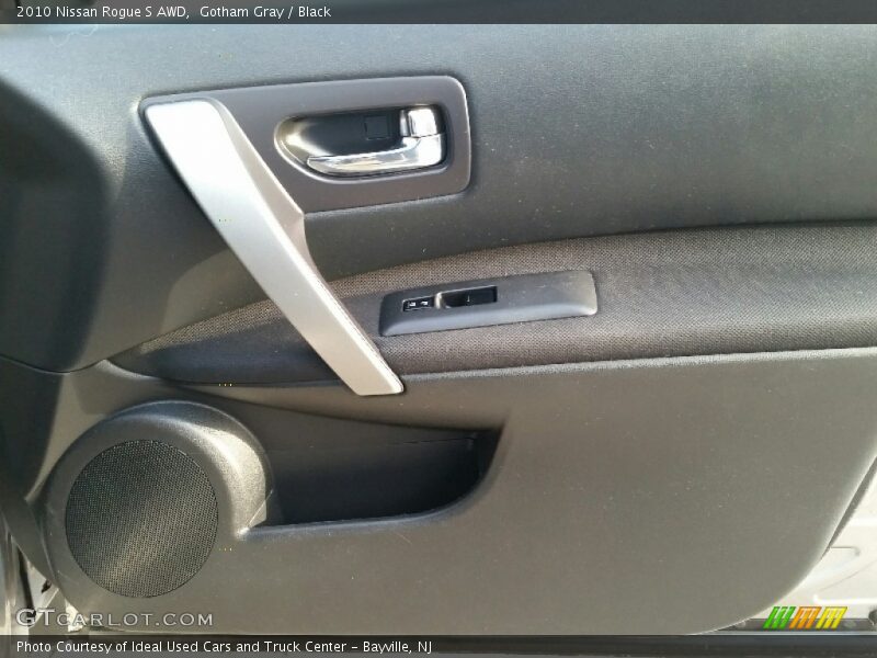 Gotham Gray / Black 2010 Nissan Rogue S AWD