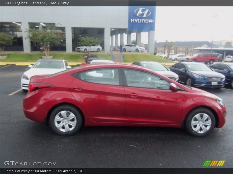 Red / Gray 2016 Hyundai Elantra SE