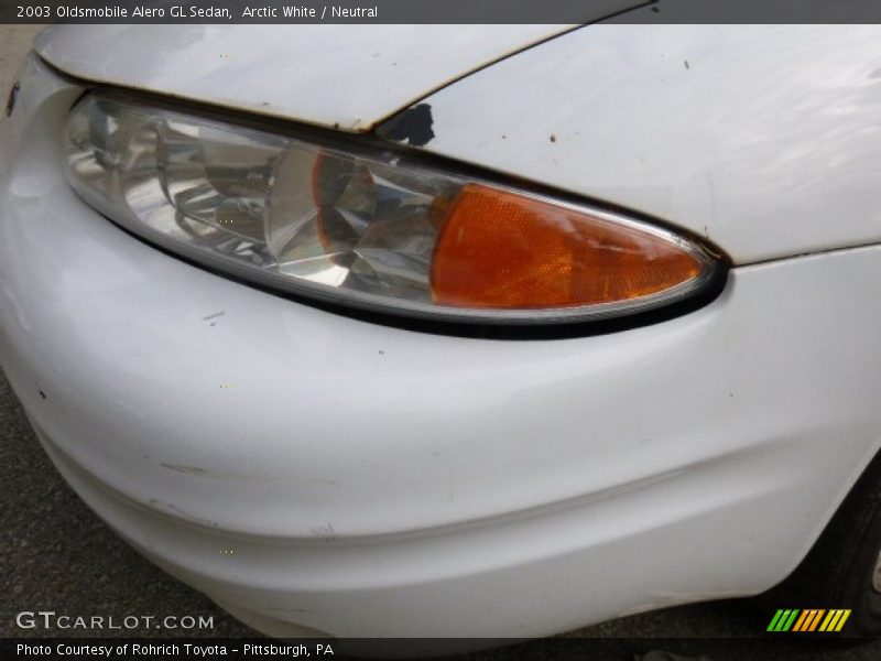 Arctic White / Neutral 2003 Oldsmobile Alero GL Sedan