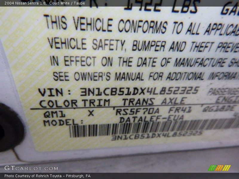 Cloud White / Taupe 2004 Nissan Sentra 1.8