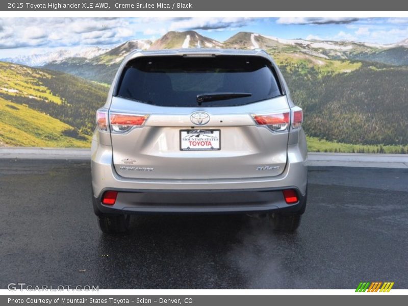 Creme Brulee Mica / Black 2015 Toyota Highlander XLE AWD