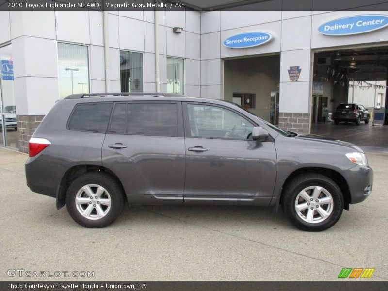 Magnetic Gray Metallic / Ash 2010 Toyota Highlander SE 4WD