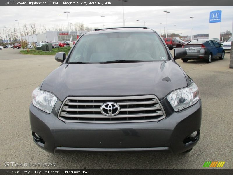 Magnetic Gray Metallic / Ash 2010 Toyota Highlander SE 4WD