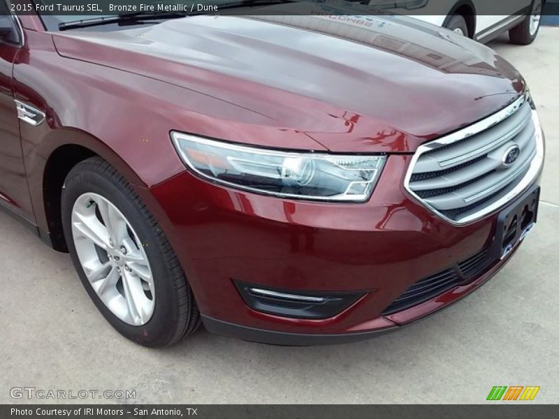Bronze Fire Metallic / Dune 2015 Ford Taurus SEL