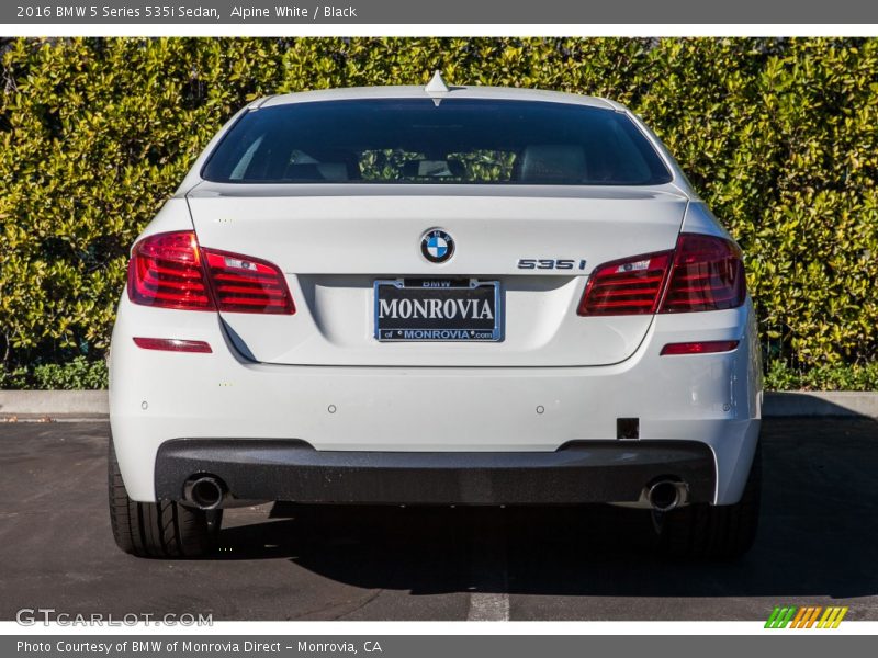 Alpine White / Black 2016 BMW 5 Series 535i Sedan